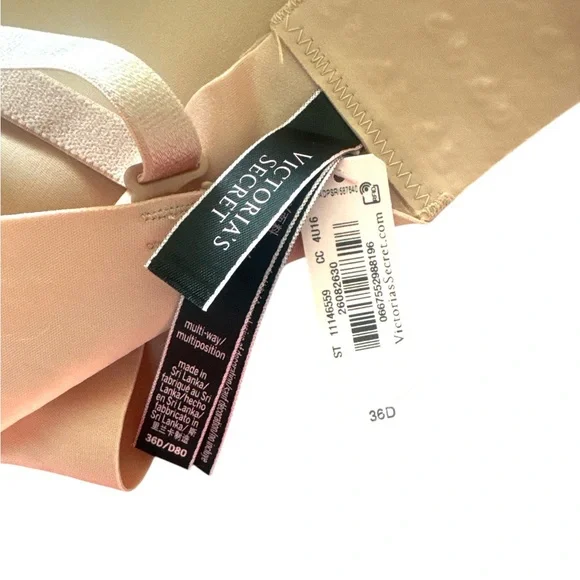 Victoria's Secret Very Sexy Nude Push Up Multi-Way Bra - 36D - NWT - Picture 2 of 4